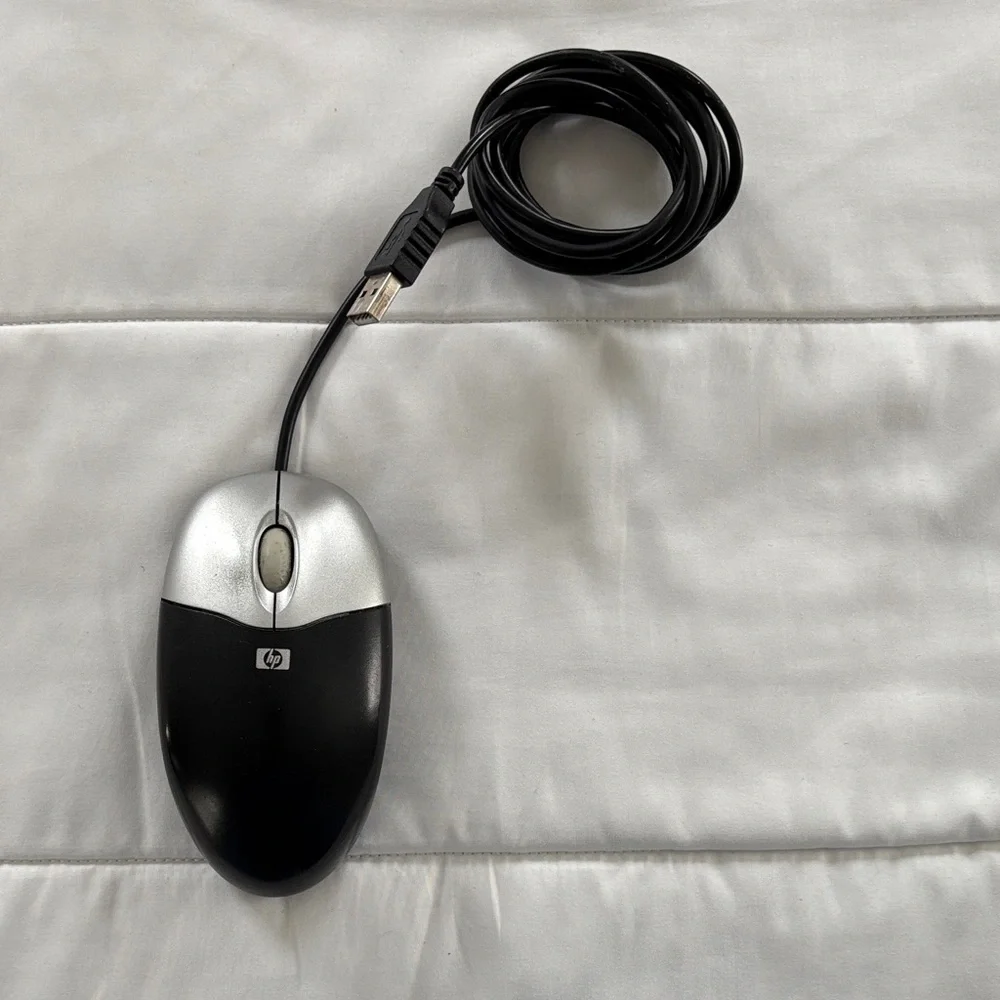 HP Dual-Tone Wired Mouse - Black and Silver